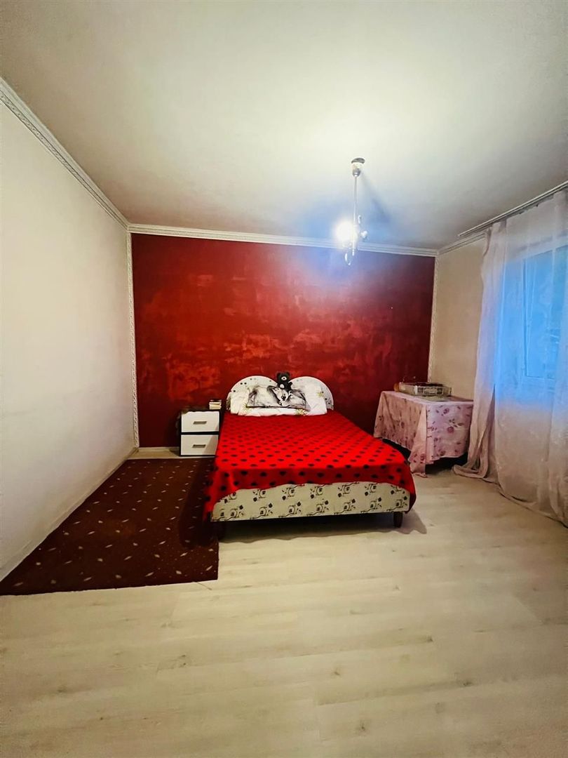 Casa de vanzare la 20 de km de Oradea - Poză 1