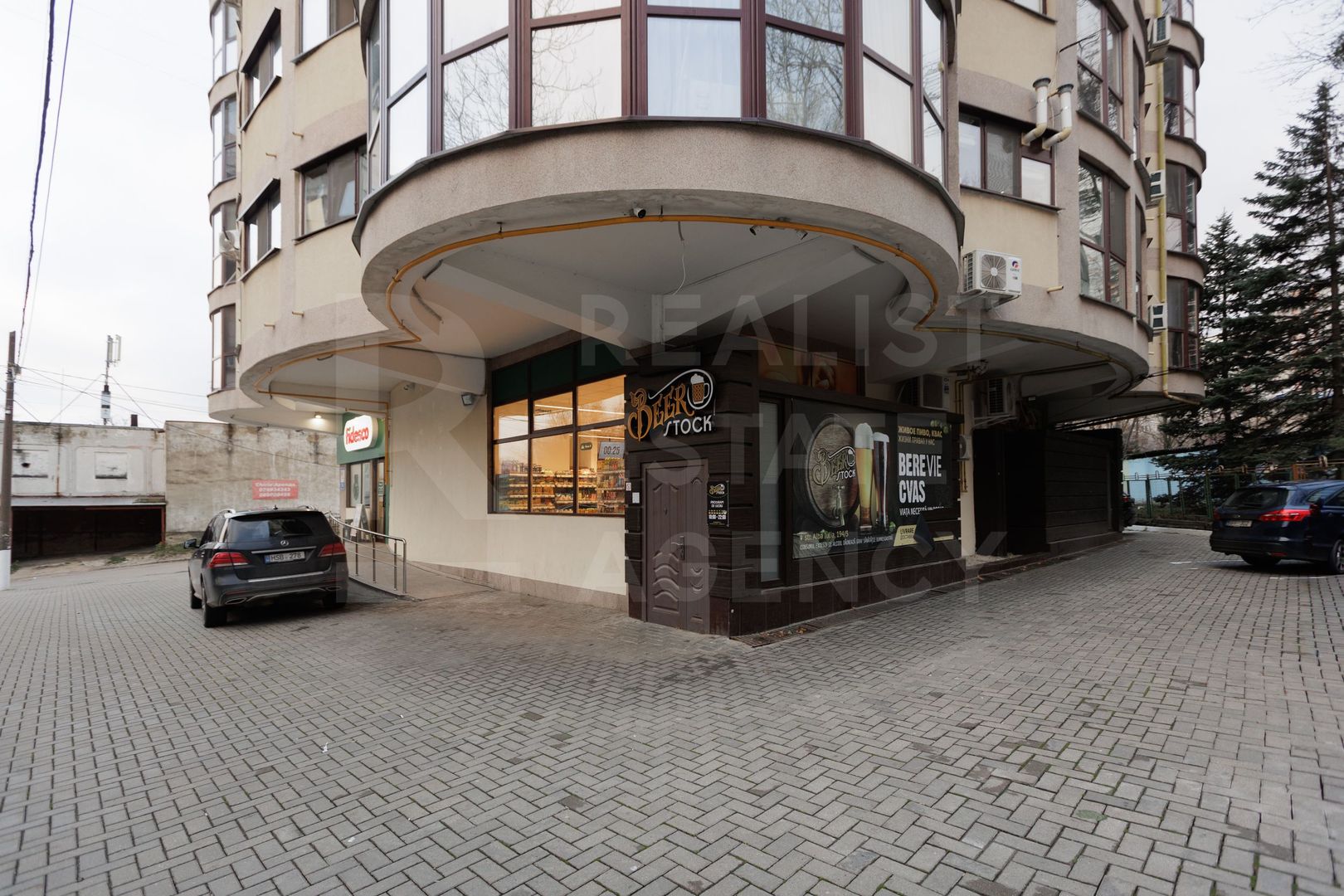 Vânzare, spațiu comercial, 180 mp, strada Alba Iulia, Buiucani - Poză 1