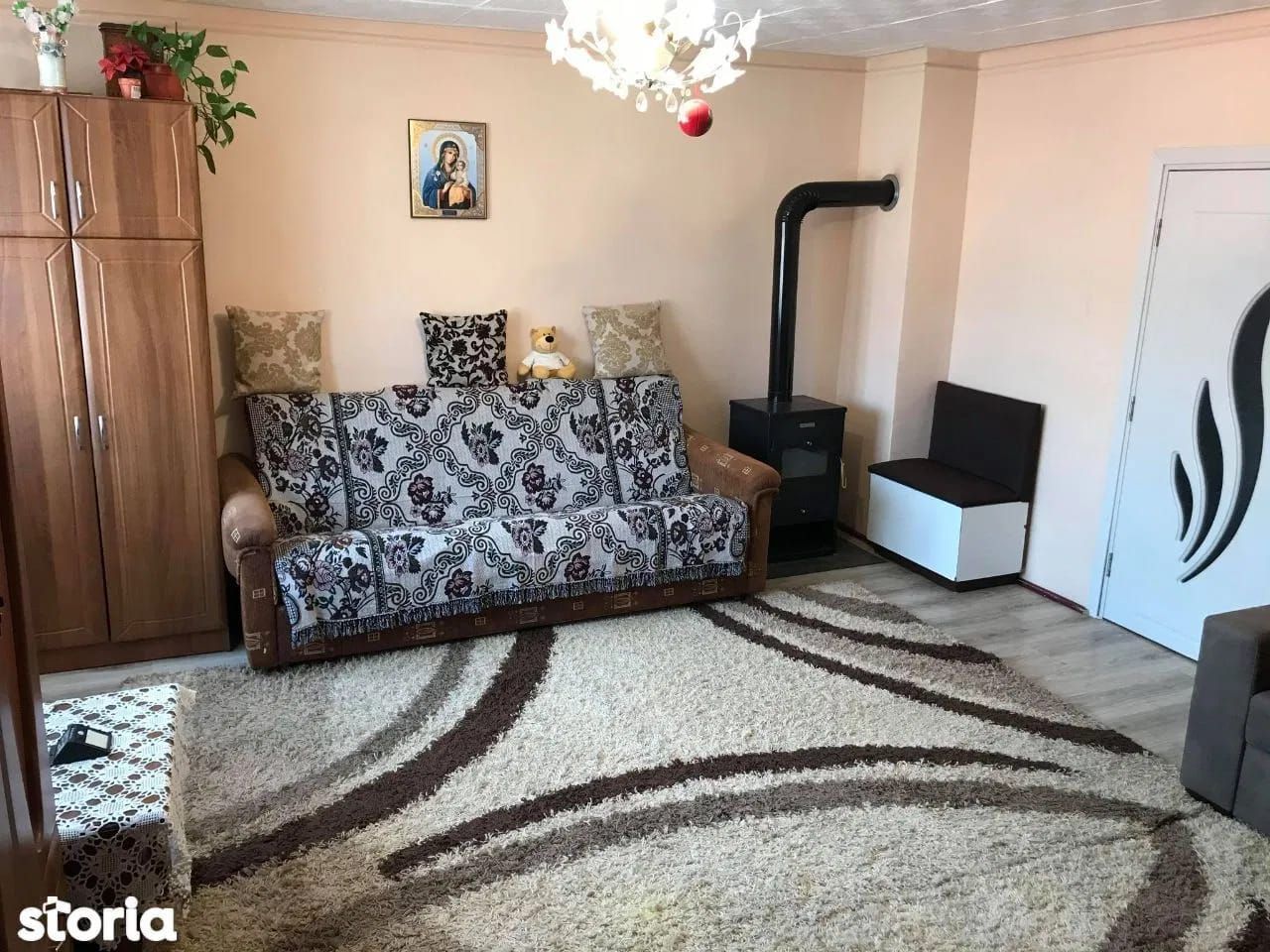 BRASADAS vinde apart 2 cam și gars în casa cu intrare comuna - Poză 1