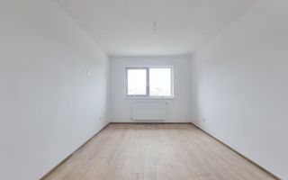 Casă însiruită cu 4 camere și curte proprie – Cartier Izvor, Str. Salc - Poză 17