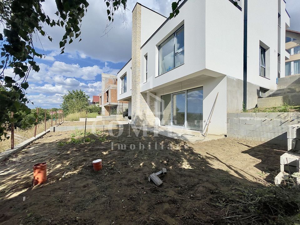 Case cuplate cu panoramă cartierul Borhanci - Poză 1