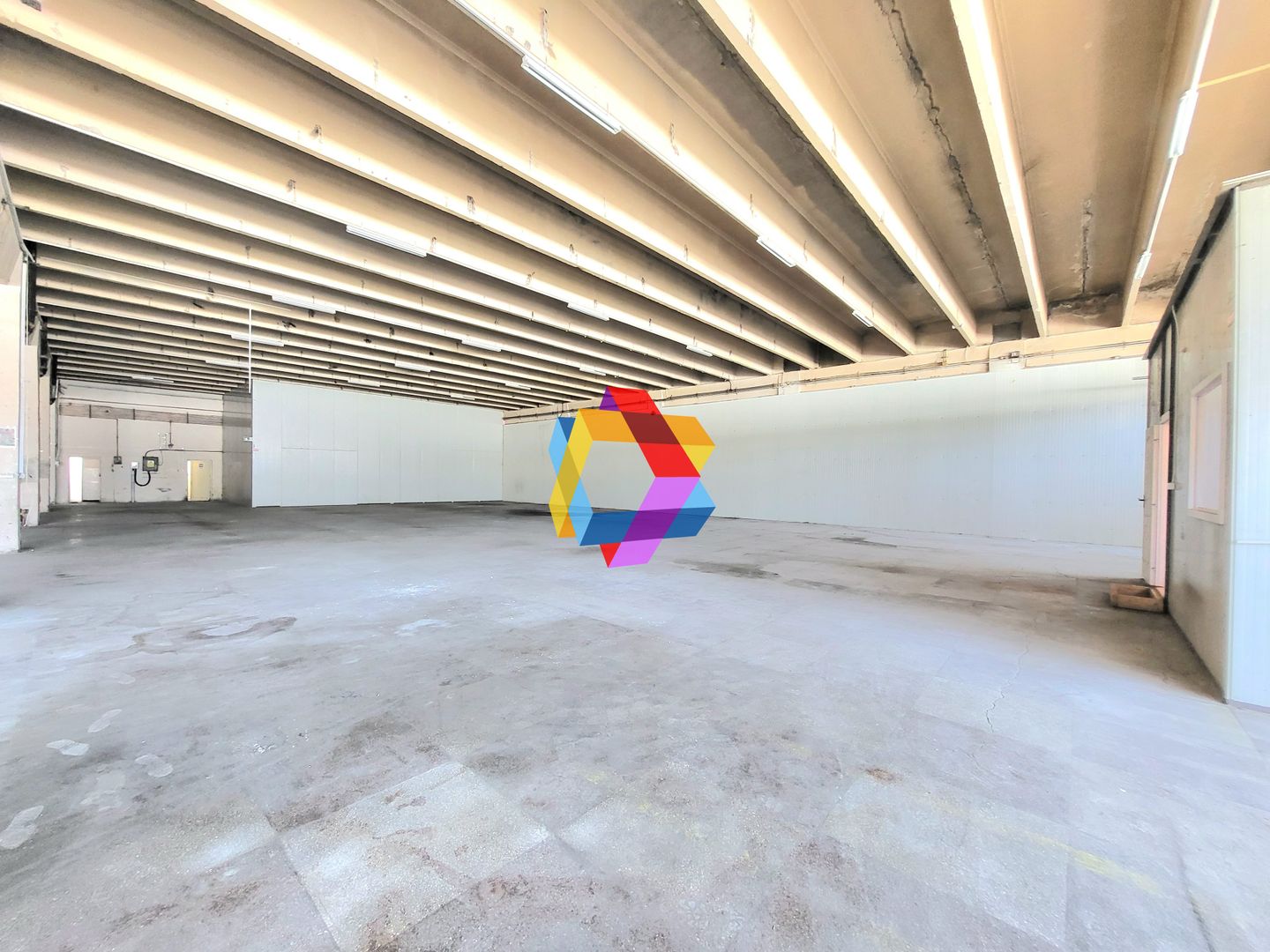 Spatiu industrial - 580 mp  # plus-imo.ro - Poză 2