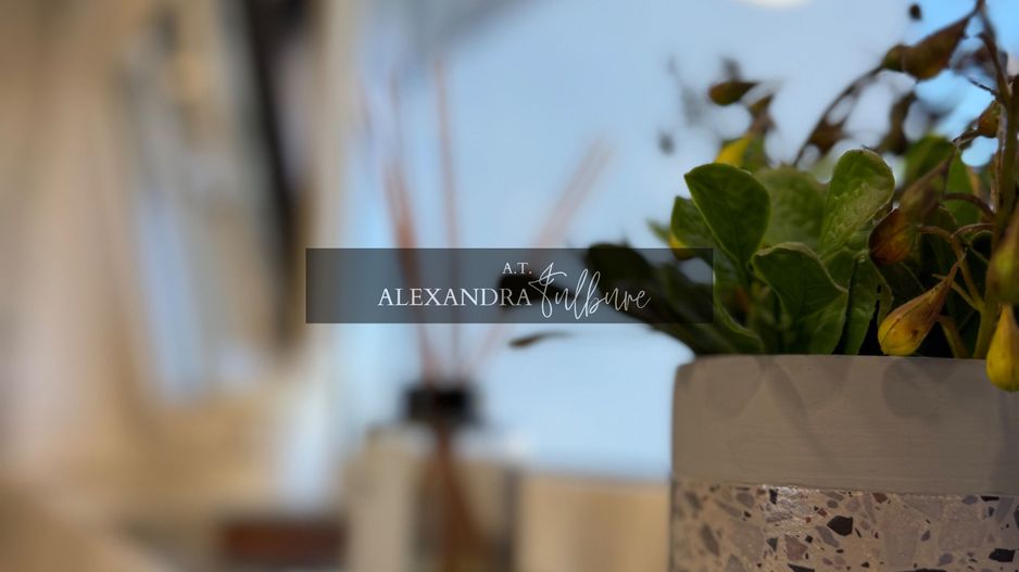 Apartament PREMIUM cu curte, terasă și lift cu acces direct în living - Poză 48