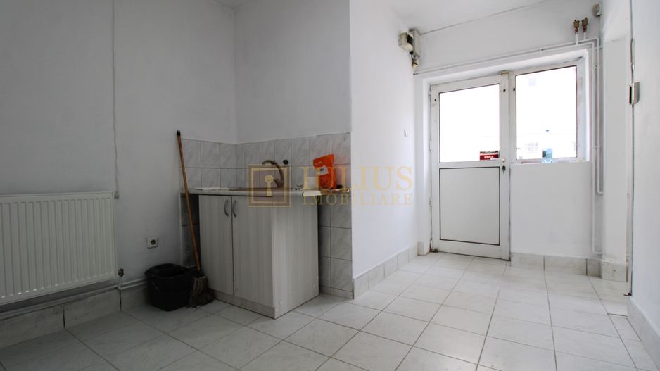 SAD,Birou/spatiu comercial, garaj, curte, centrala proprie, Zona Simion Barnutiu - Poză 8