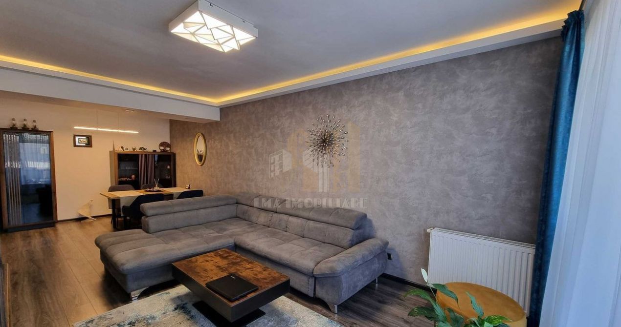 Apartament 2 camere decomandat Isaran Tractorul Brasov - Poză 1
