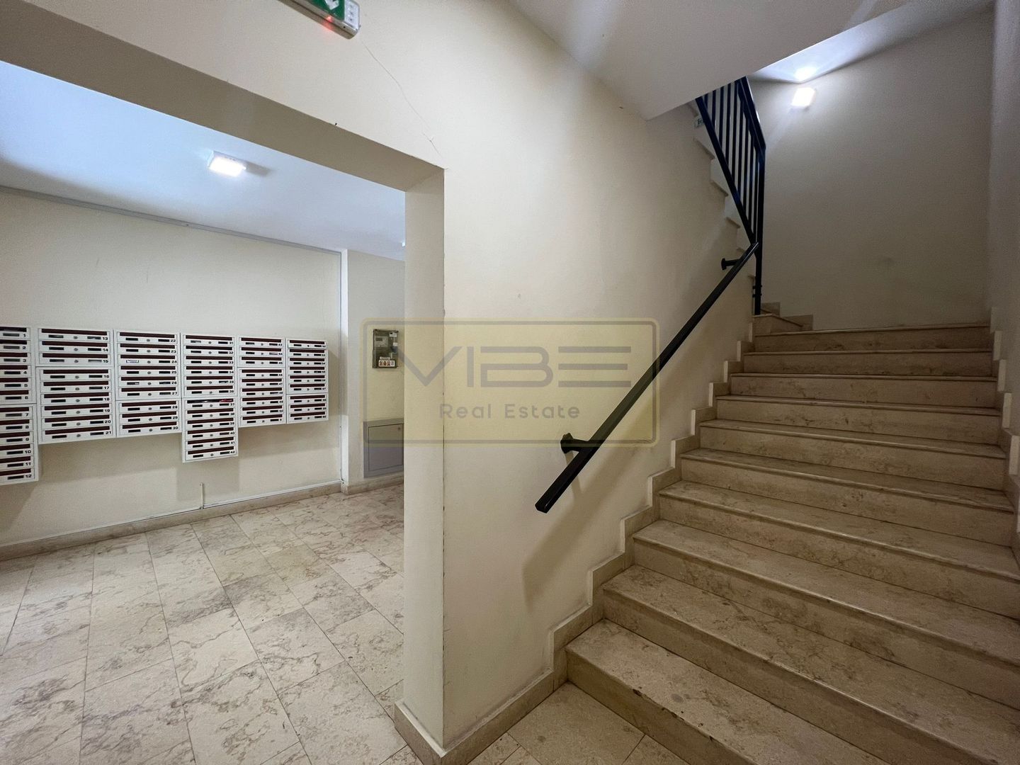 Apartament 1 camera decomandat Newton Nicolina - Poză 23