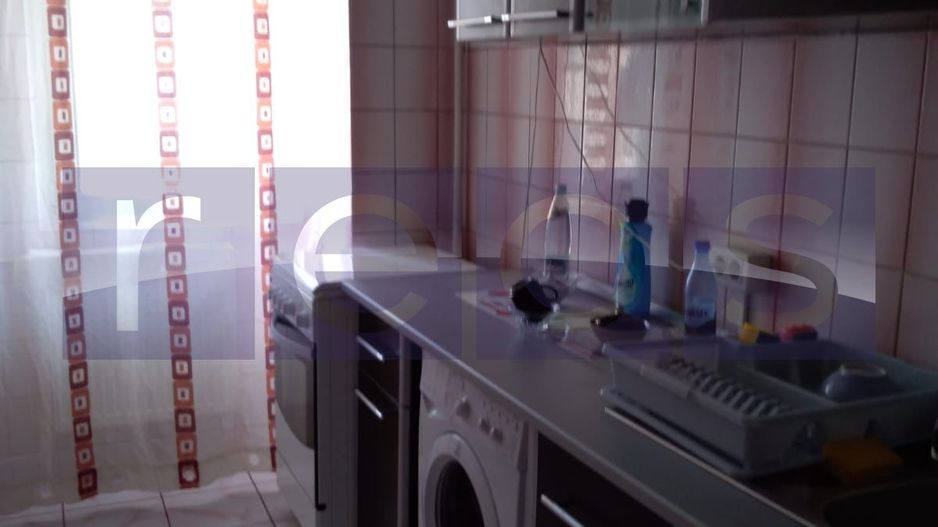 DE INCHIRIAT GARSONIERA SPATIOASA- METROU TIMPURI NOI - Poză 3