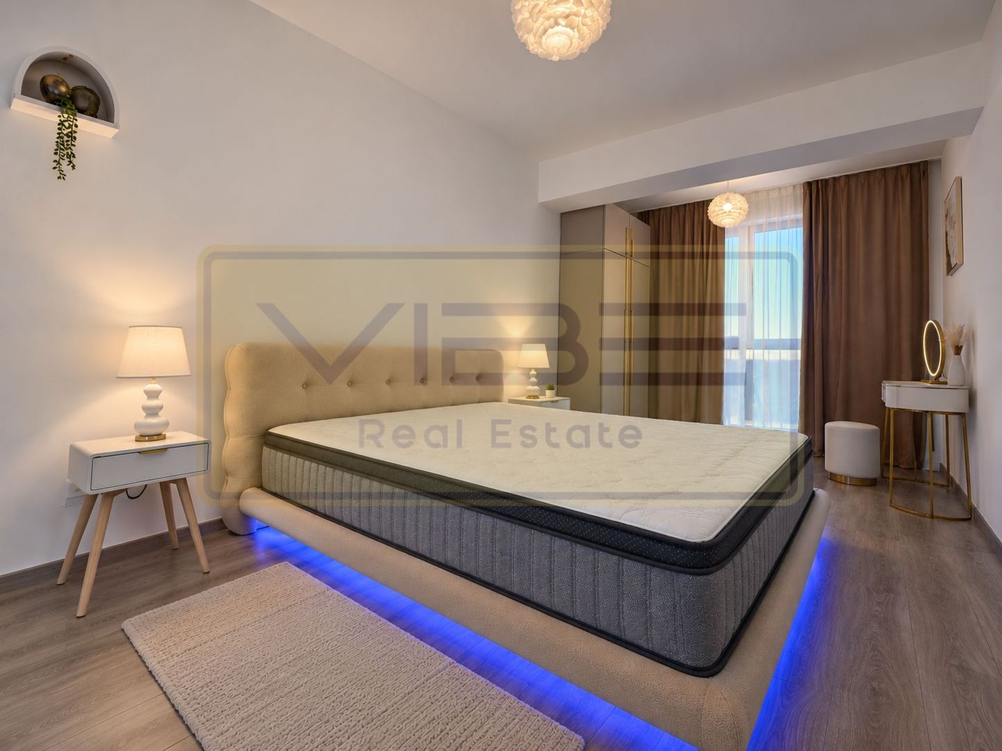 Copou- 3 camere 2 bai- decomandat- modern- parcare subterana - Poză 14