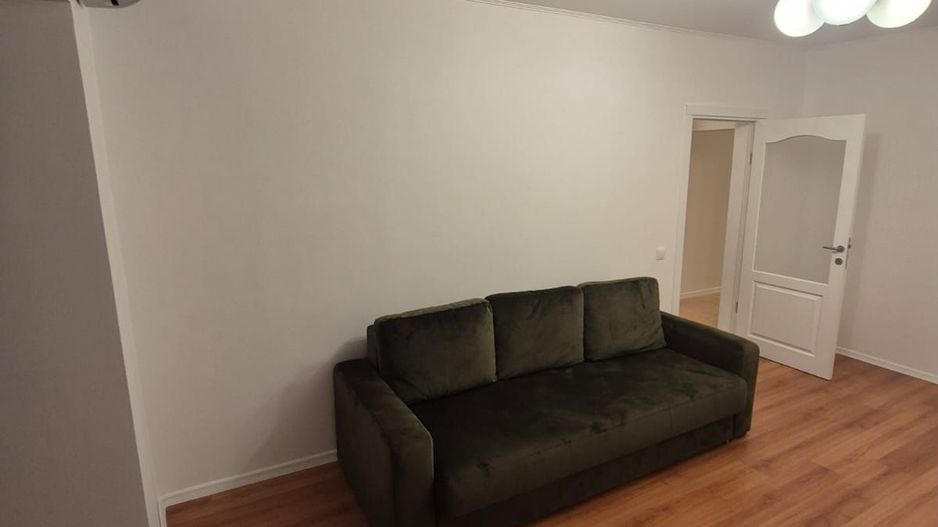 De inchiriat apartament cu 3 camere , Tineretului sector4 - Poză 4