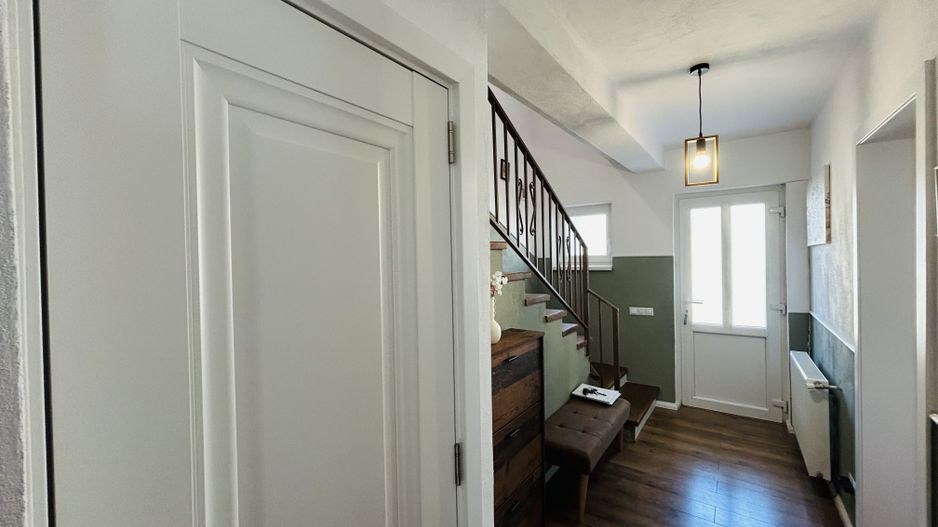 Casa moderna, tip duplex, 4 camere, 2 bai - Bavaria Park - Poză 9
