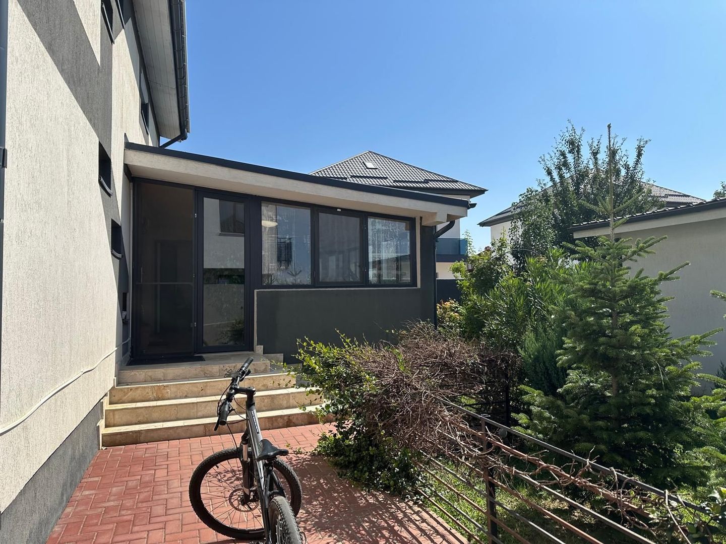 Vila individuală P+1, 5 camere, 260 mp utili – teren 400 mp - Poză 47