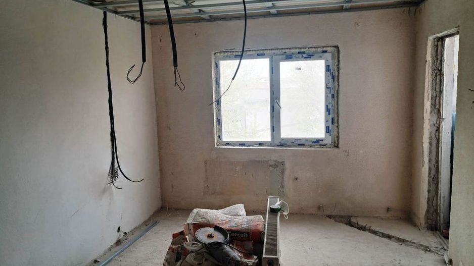 Apartament 3 camere Tg.Jiu - Poză 2