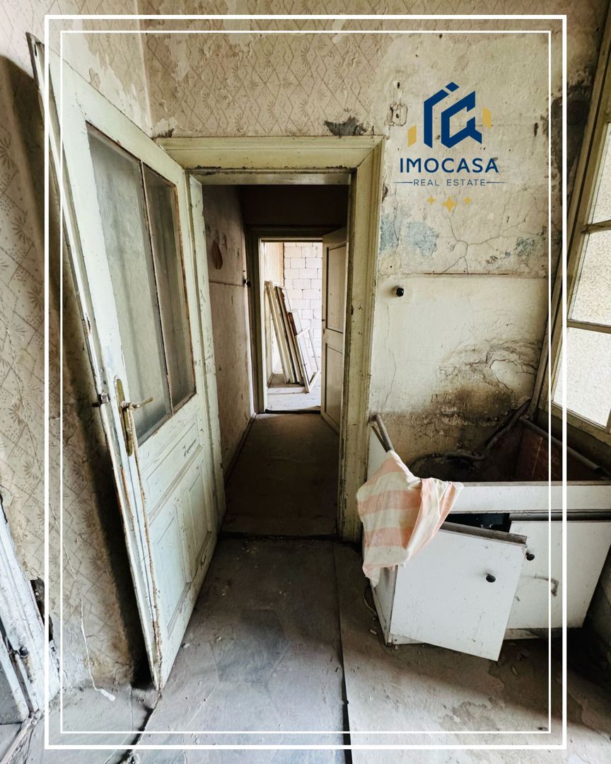 De vânzare Apartament 3 camere de renovat B-dul Decebal Arad - Poză 11