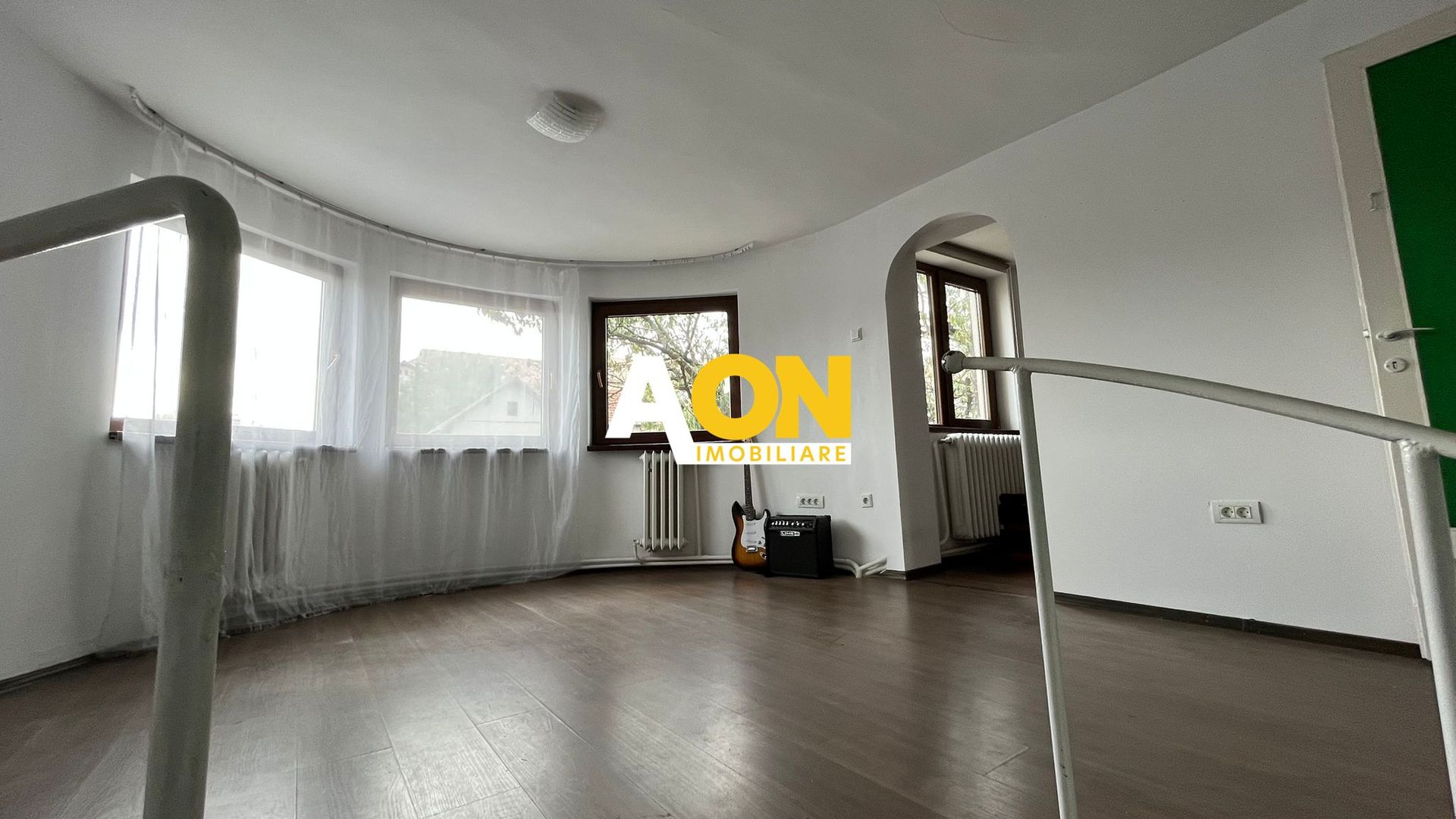 Spatiu de Inchiriat, Pretabil Birouri/Salon, 90 mp - Poză 6