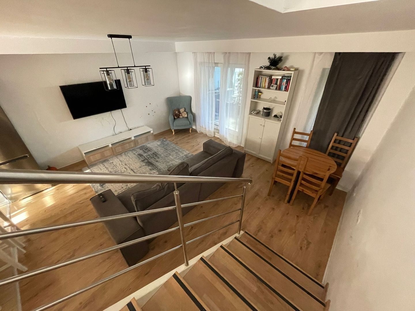 Casă tip duplex în Cosmopolis de vanzare– Zona de Nord - Poză 1