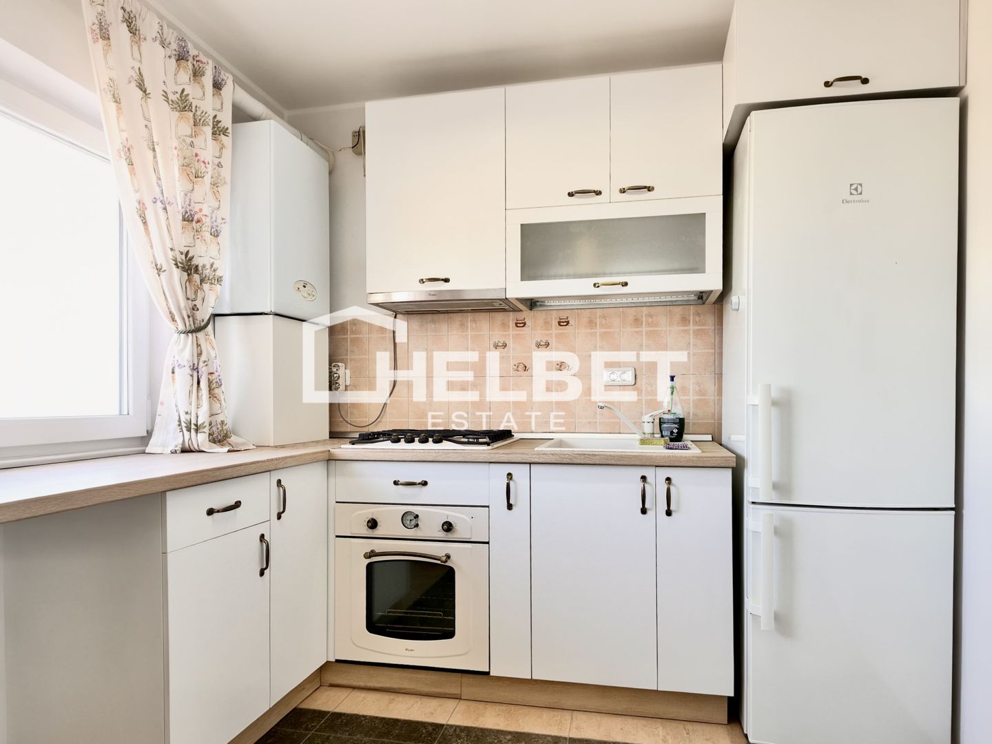 3 CAMERE / PARCARE / BOXĂ / MALL SANPETRU - Poză 6