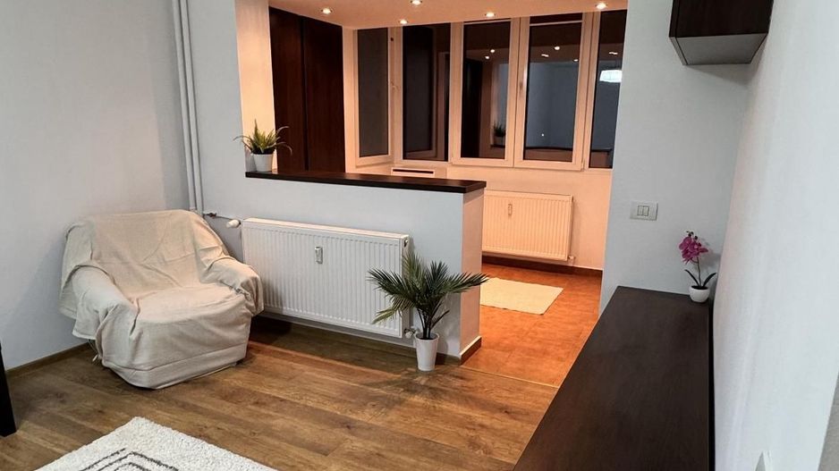 AP. 2 CAMERE TITAN, BUCATARIE INCHISA, METROU 5 MINUTE, REABILITAT - Poză 3