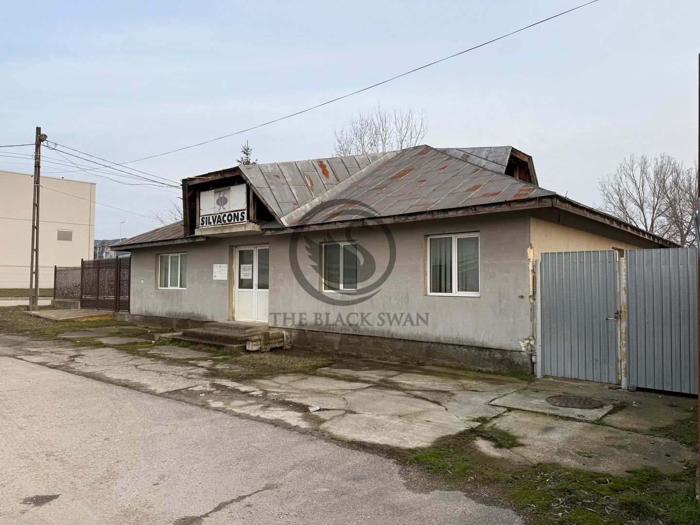 Casa / Spatiu birouri de vanzare | 1.153 mp teren | Kaufland - Moreni - Poză 1