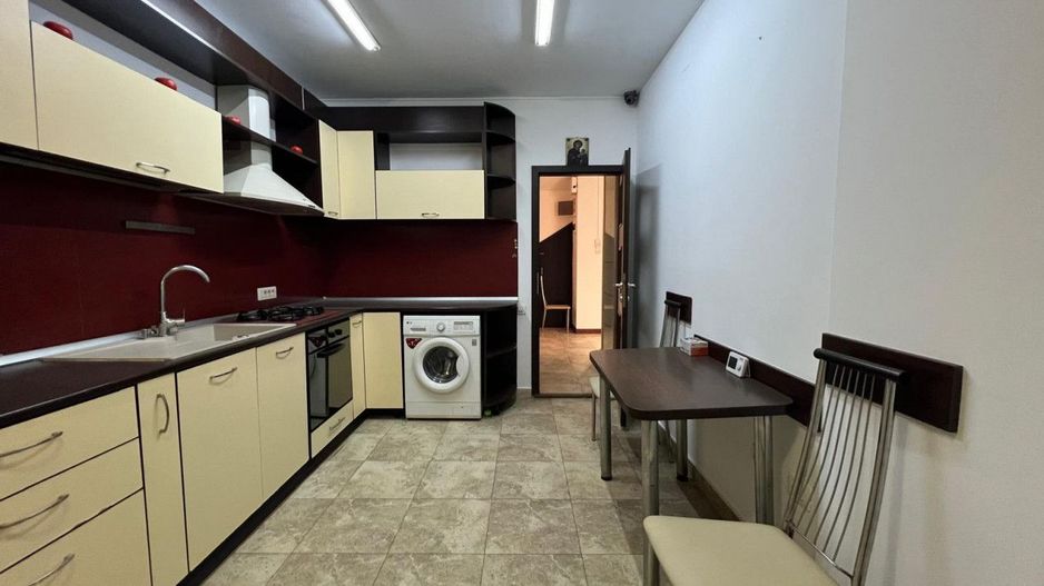 Techirghiol - Vila cocheta P+1 situata la drumul national, in perfecta stare. - Poză 7