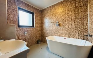 Duplex 220 utili, 6 camere, gradina, zona Borhanci - Poză 12