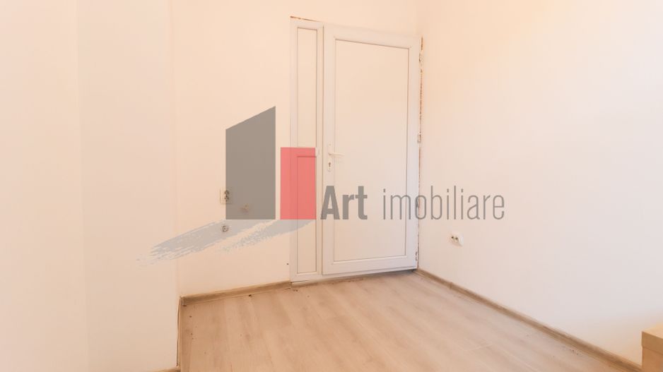 Apartamentul "REHEGUA" , stradal, bloc "REABILITAT" - Poză 15
