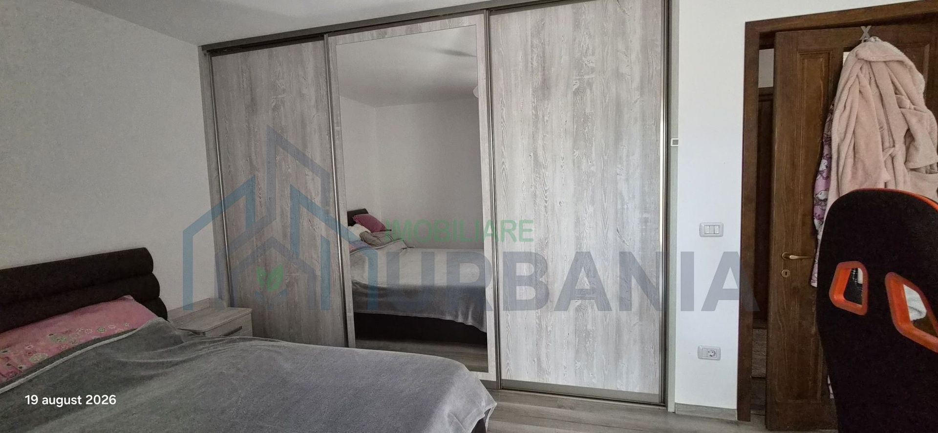 Duplex modern de vânzare, 3 camere, complet mobilat și utilat, cu 3 locuri de parcare – Valea Adâncă (Strada Cornești) - Poză 8