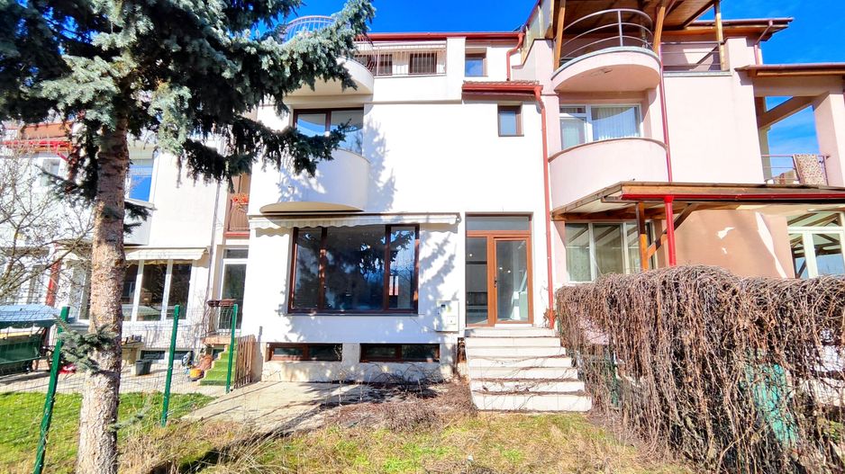 Vilă Modernă cu 5 Camere – Cartier Bună Ziua - Poză 1