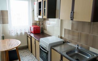 De închiriat: Apartament 2 camere cu vedere panoramică pe Bulevard - Poză 5