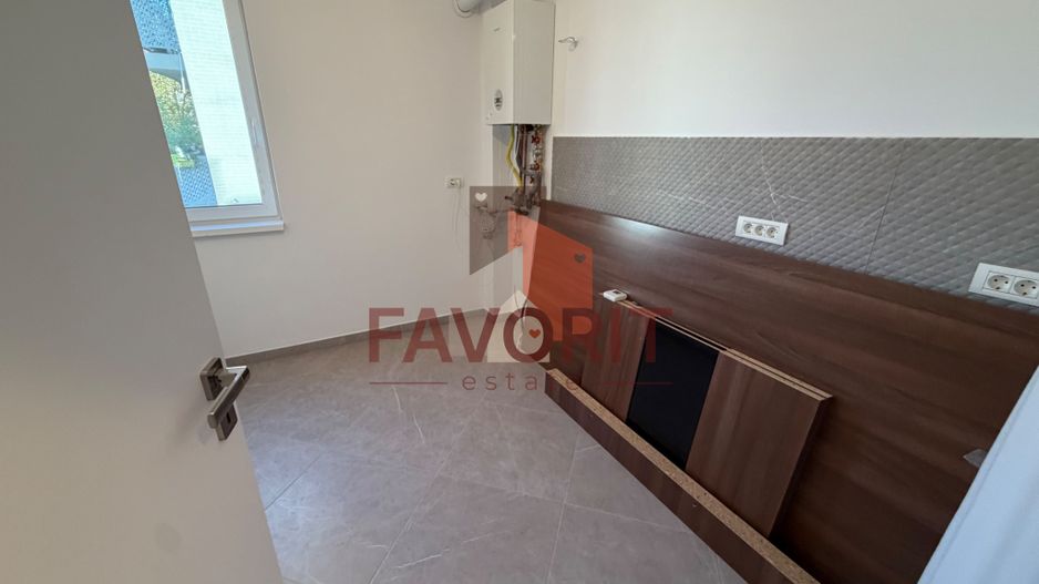 Disponibil imediat. Decomandat. Pozitie excelenta - Poză 2