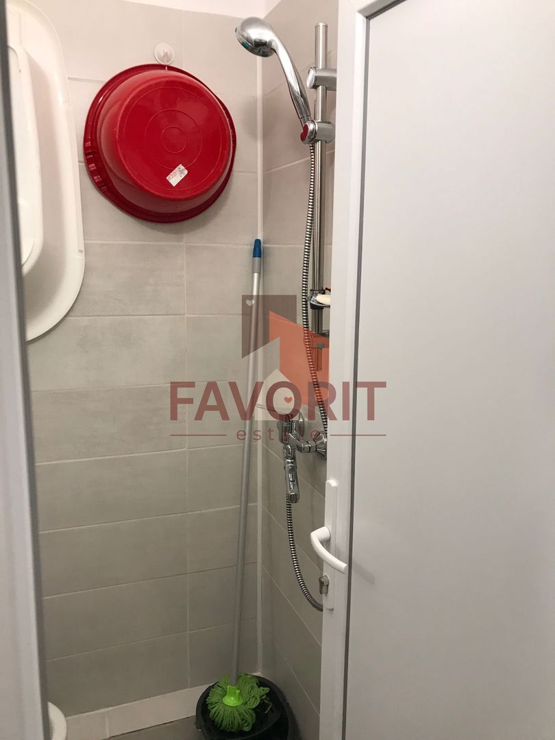 garsoniera | etaj 1 | zona excelenta | mobilat si utilat | - Poză 8