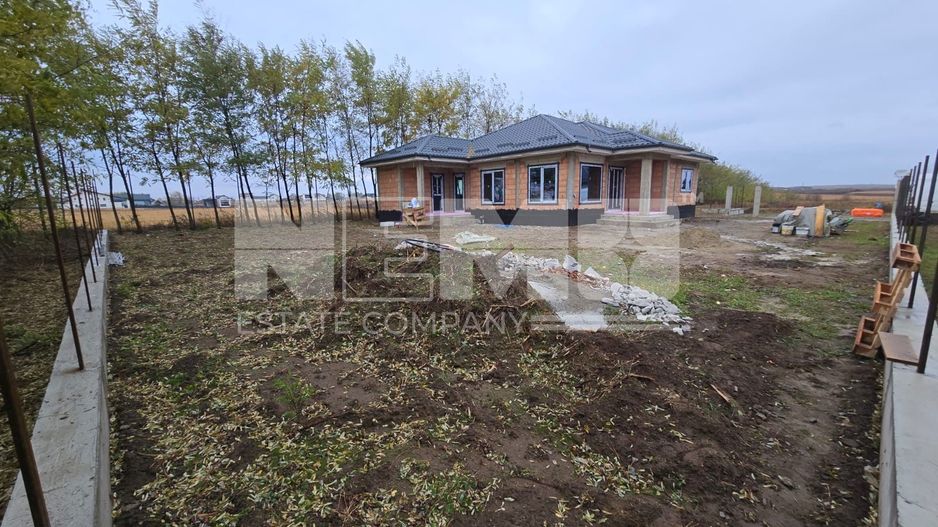 Casa de Vanzare 7 Ari teren I Suceava/Moara Nica I 175.000 Euro - Poză 3