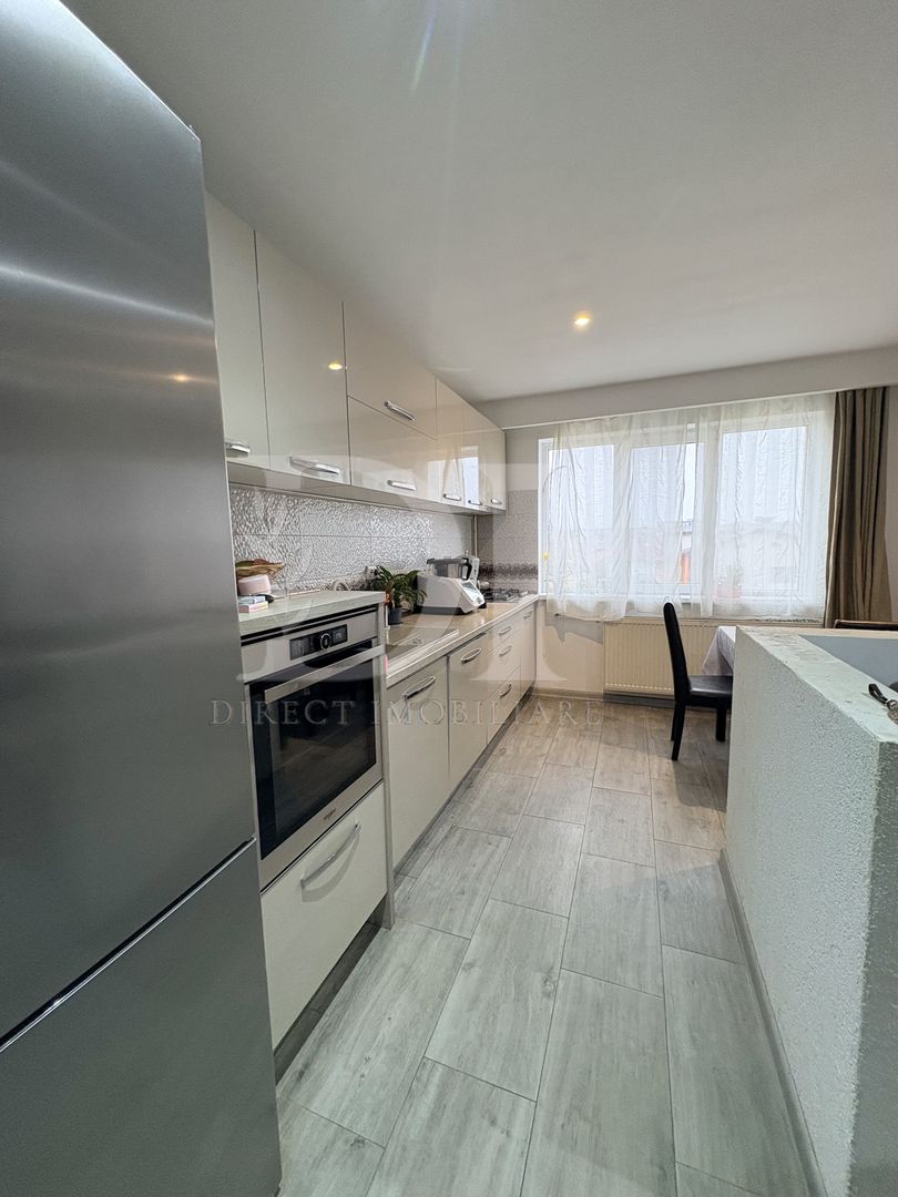 Apartament cu 3 camere - zona str.Ioan Rus - Poză 6