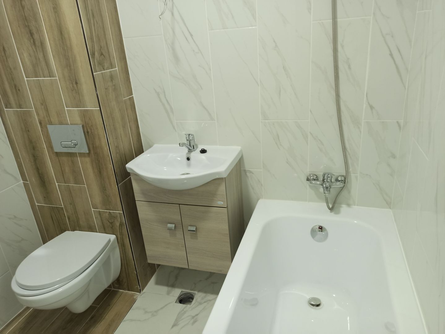 Ap2 cam, dec, lux, disponibil imediat, 8min metrou Leonida/Berceni - Poză 5