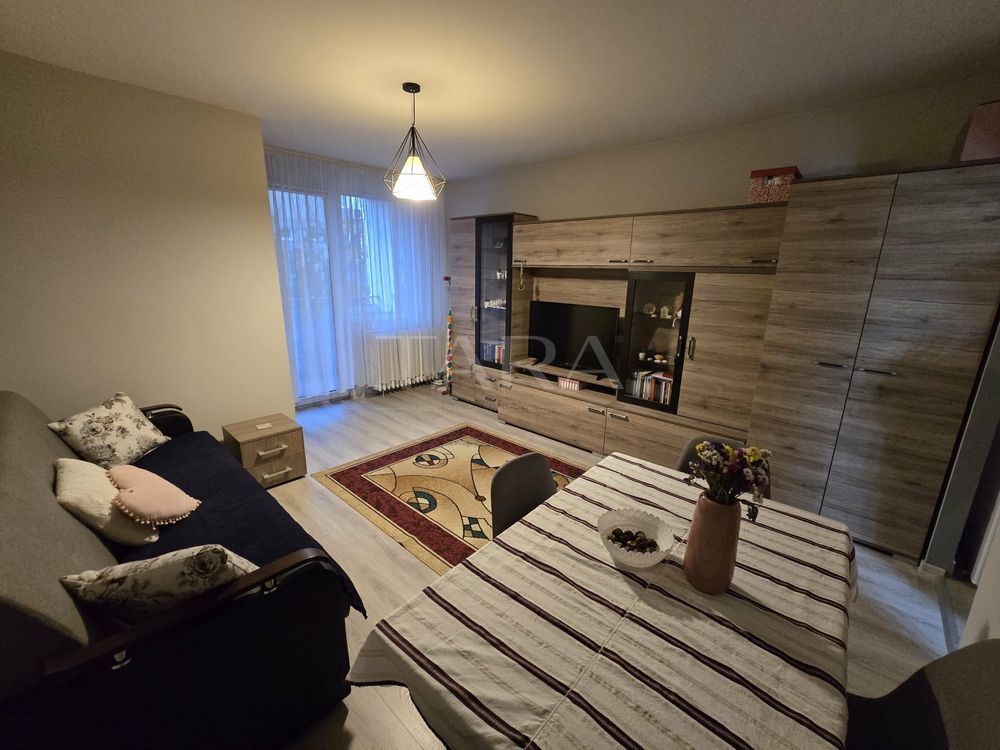 Garsonieră cochetă, complet renovată de vânzare în Mărăști. - Poză 1