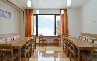 Pensiune la cheie de vanzare | 10 camere | Sacele, Brasov |Comision 0% - Poză 8