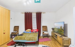 Casă cu 4 camere și teren de 800 mp în Zerind - Poză 7