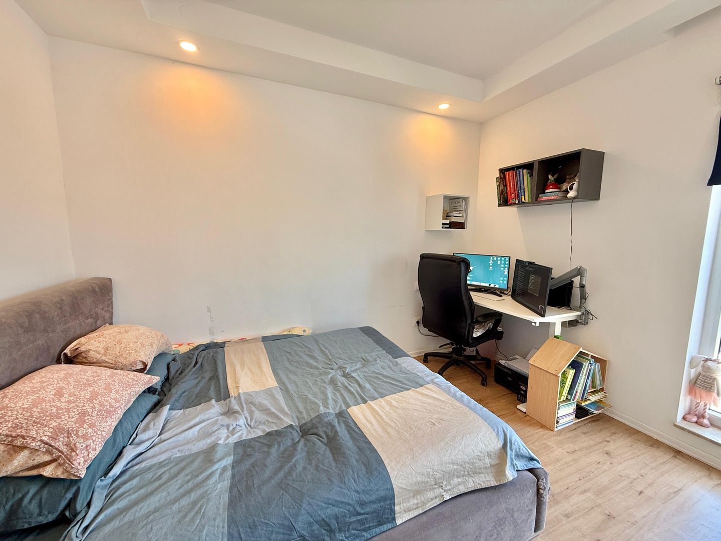 COSMOPOLIS - Apartament cu 2 camere, mobilat si utilat. - Poză 5