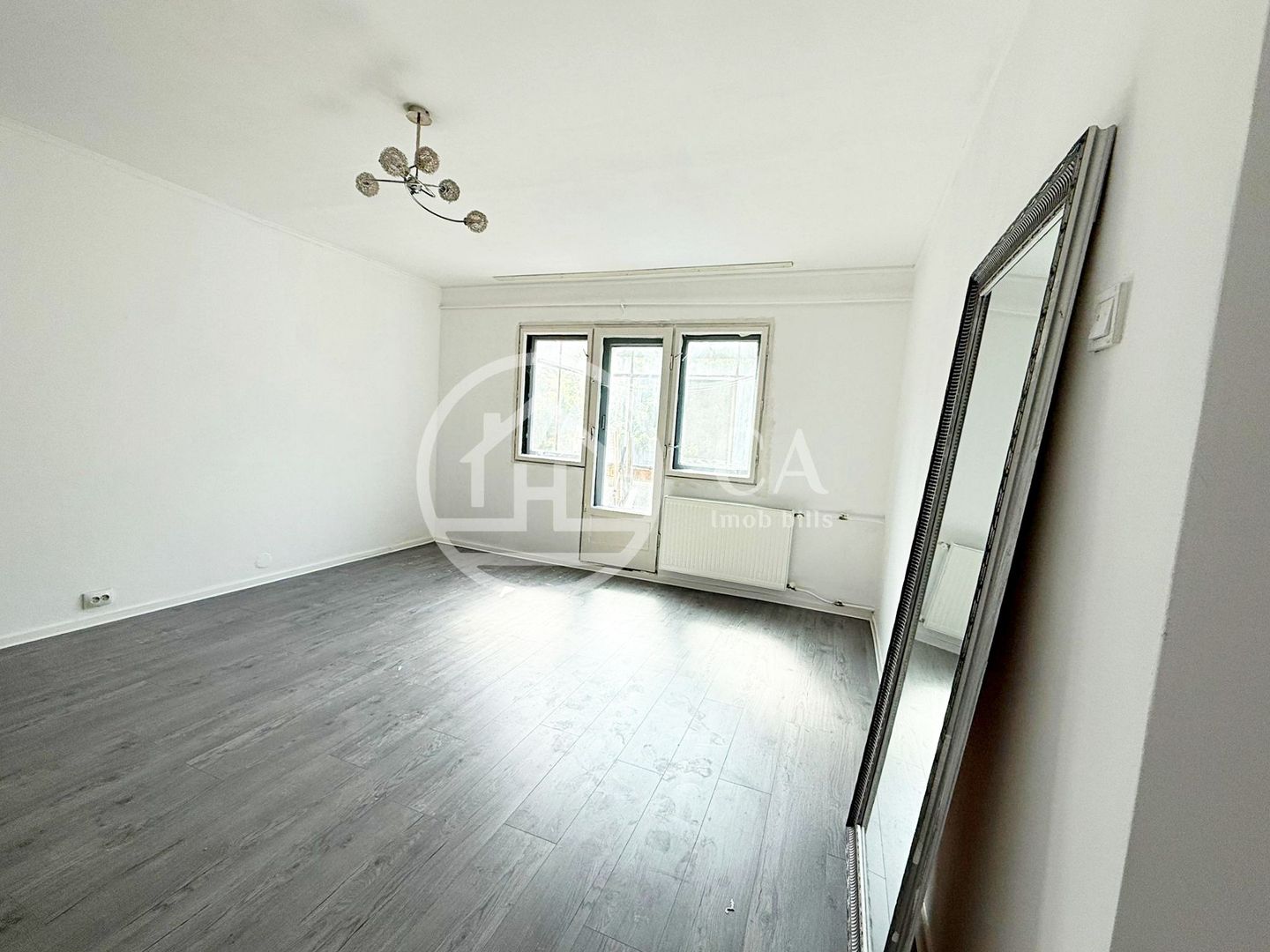 Apartament cu 2 camere de vanzare in Zona Rogerius, Oradea - Poză 5