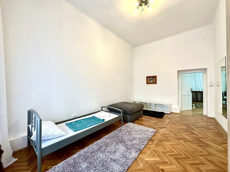 Apartament central, 4 camere - renovat - Poză 31