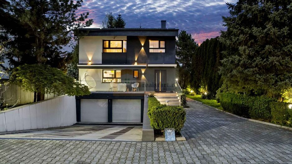 Deschidere Lac Snagov, Semineu, Garaj barca cu lift, ponton - Poză 1