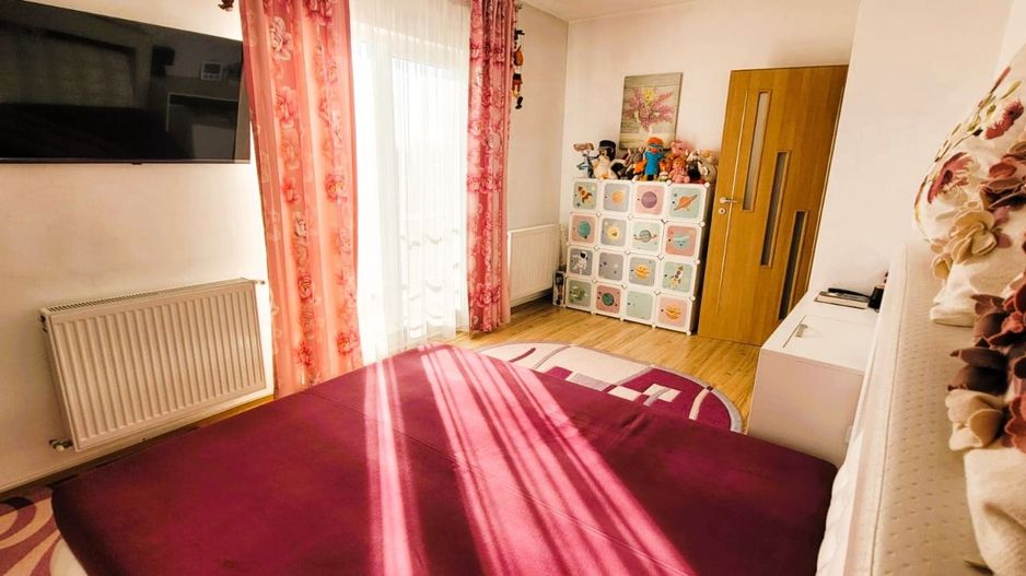 Casă 4 camere P+1 de vanzare   Domnești - Poză 21