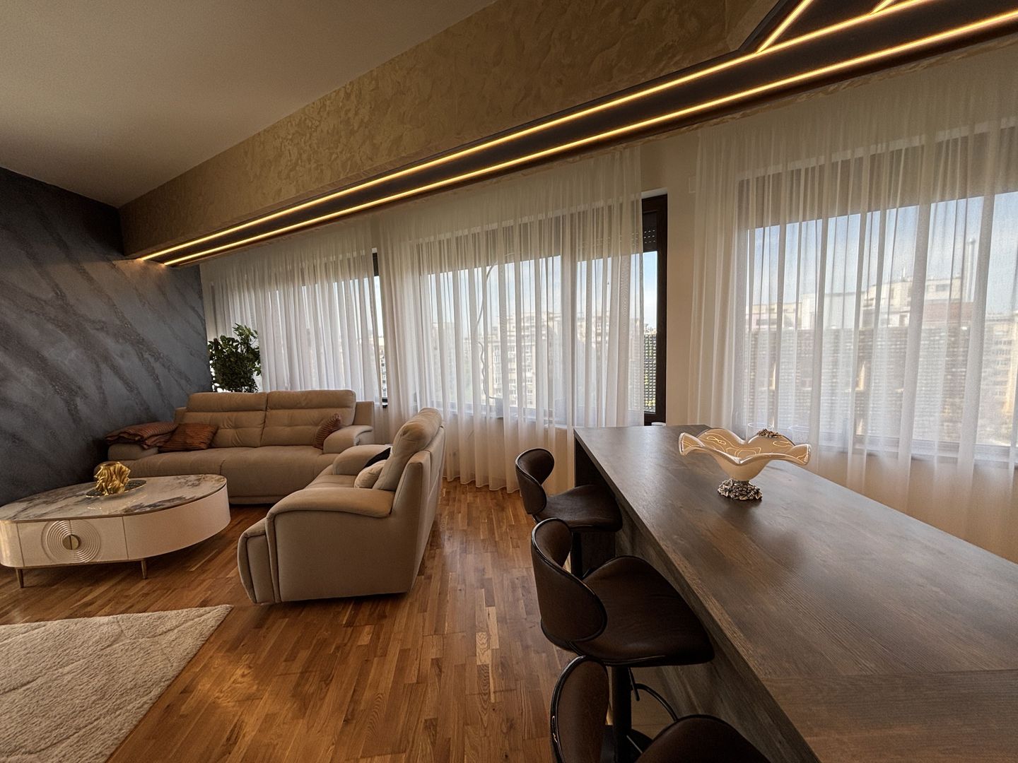 Apartament spectaculos 120 mp | Panorama către oraș | 2 Locuri Parcare - Poză 39