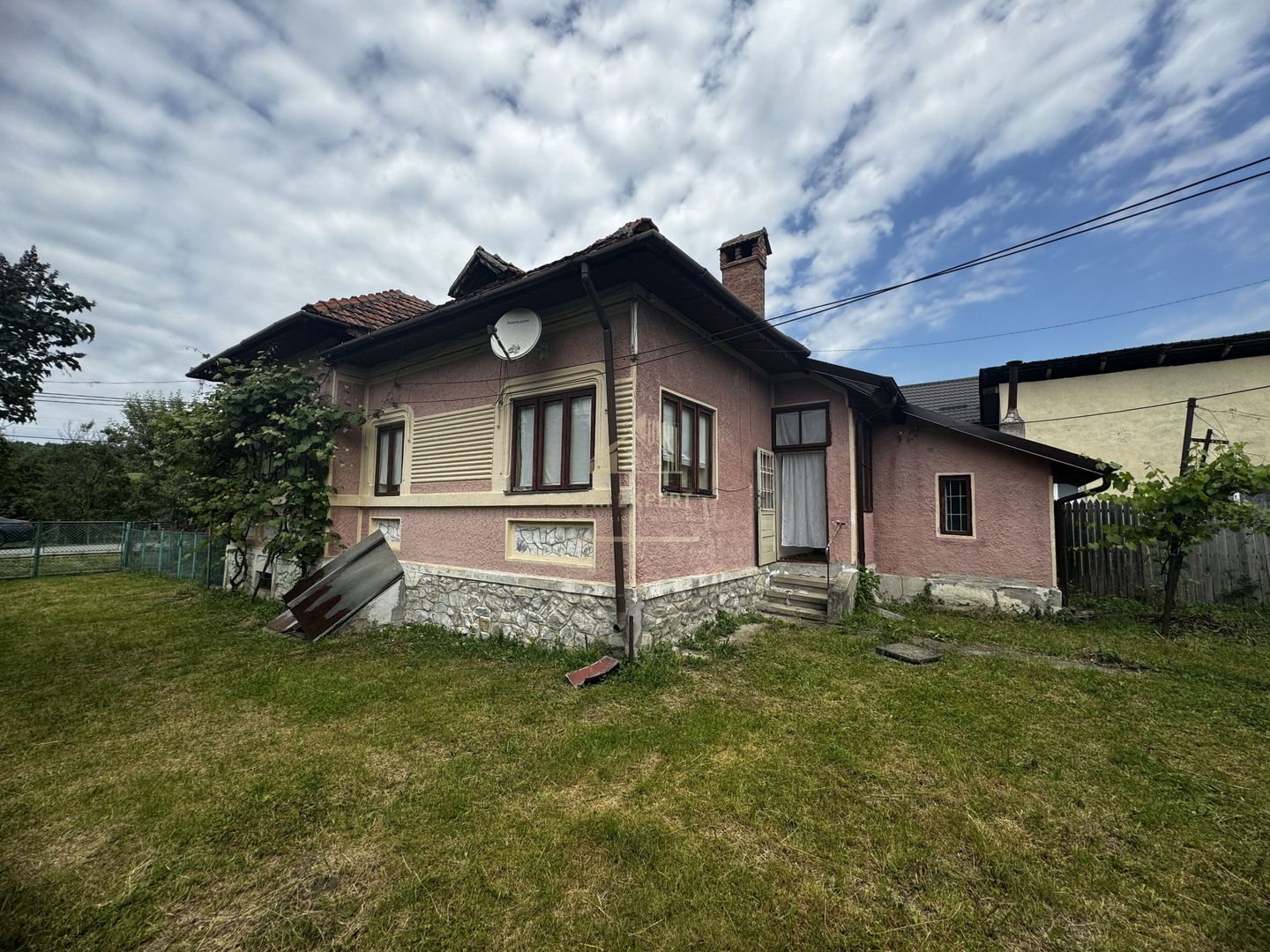 CASA 3 CAMERE, PLUS ANEXE, TEREN 2141 MP, BEREVOIESTI, ARGES - Poză 25