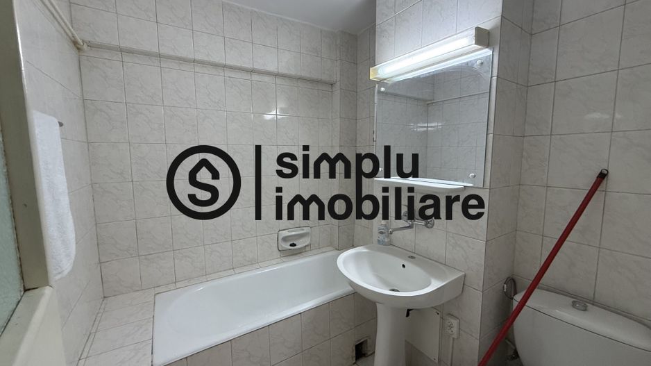 2 decomandate, Piata Centrala - 450 Euro - Poză 14