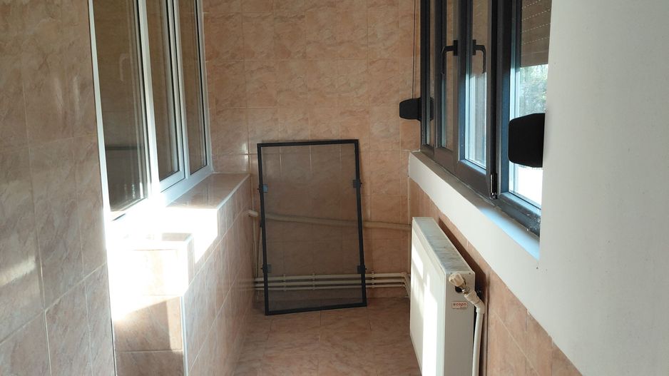 Apartament 2 camere, Tiglina 2, etaj 4,  balcon mare, liber! - Poză 19