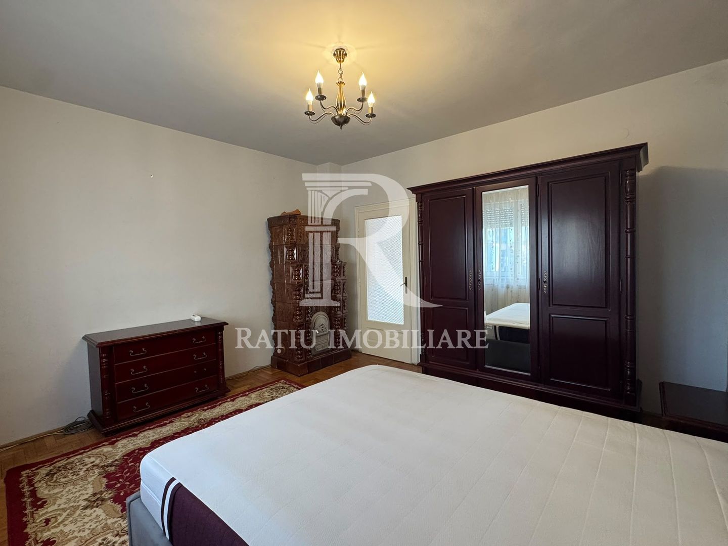 De inchiriat| Apartament cu 3 camere | Ultracentral - Poză 3