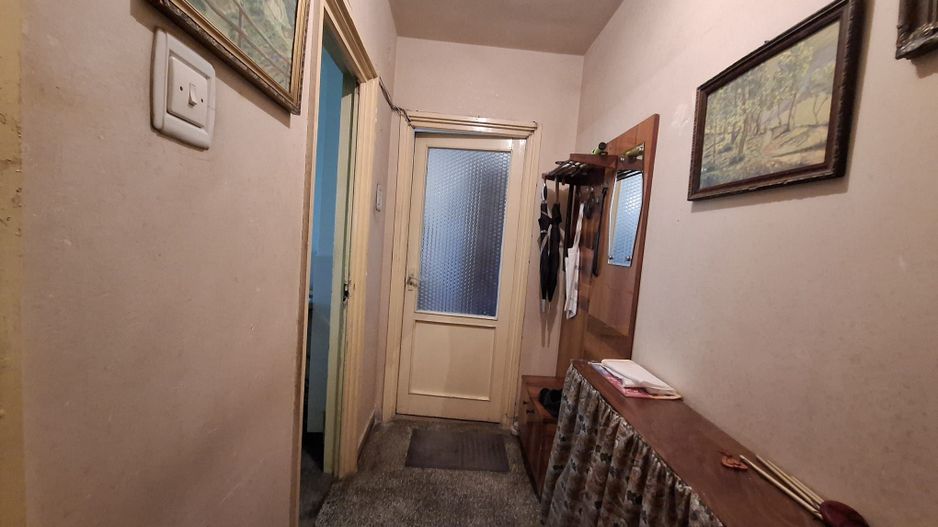 Bloc stradal, REABILITAT, vedere mixta, FARA RISC SEISMIC, NEGOCIABIL - Poză 14