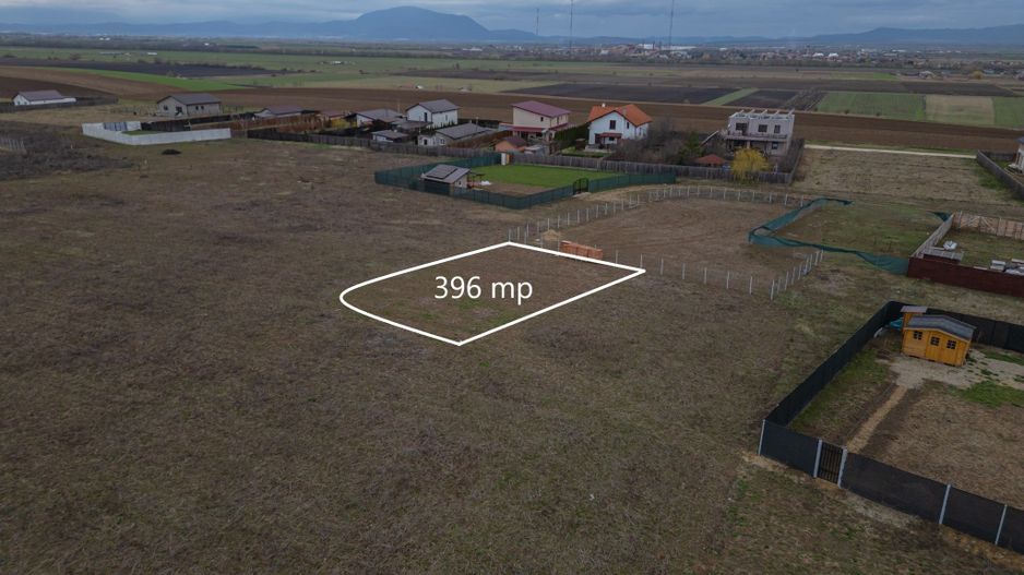 Loc de casă cu suprafața de 396 mp în Bod - Poză 2