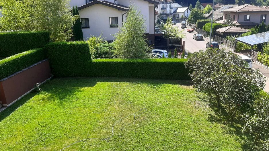 Vilă de lux cu vedere spectaculoasă spre Tâmpa  Green Valley zona Noua - Poză 23