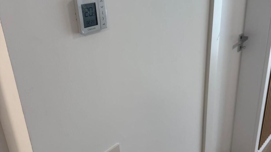 Apartament 2 camere la parter inalt de vanzare in Prima Arena - Poză 7